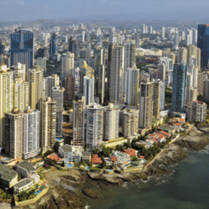 paseo en catamarán por la isla de toboga
